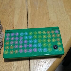 Green Floral Nintendo DS i